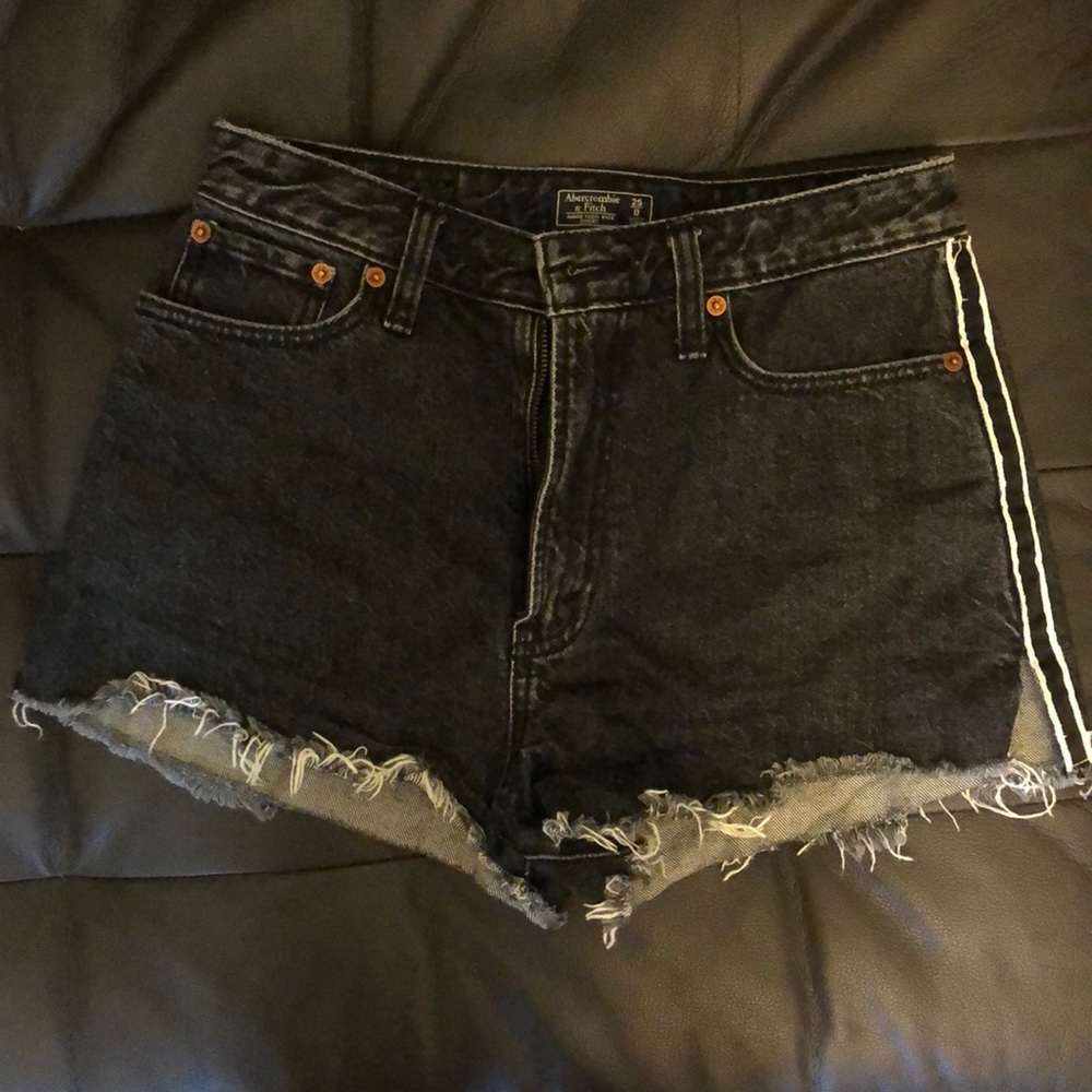 Abercrombie & Fitch Annie High Rise Jean shirts 25